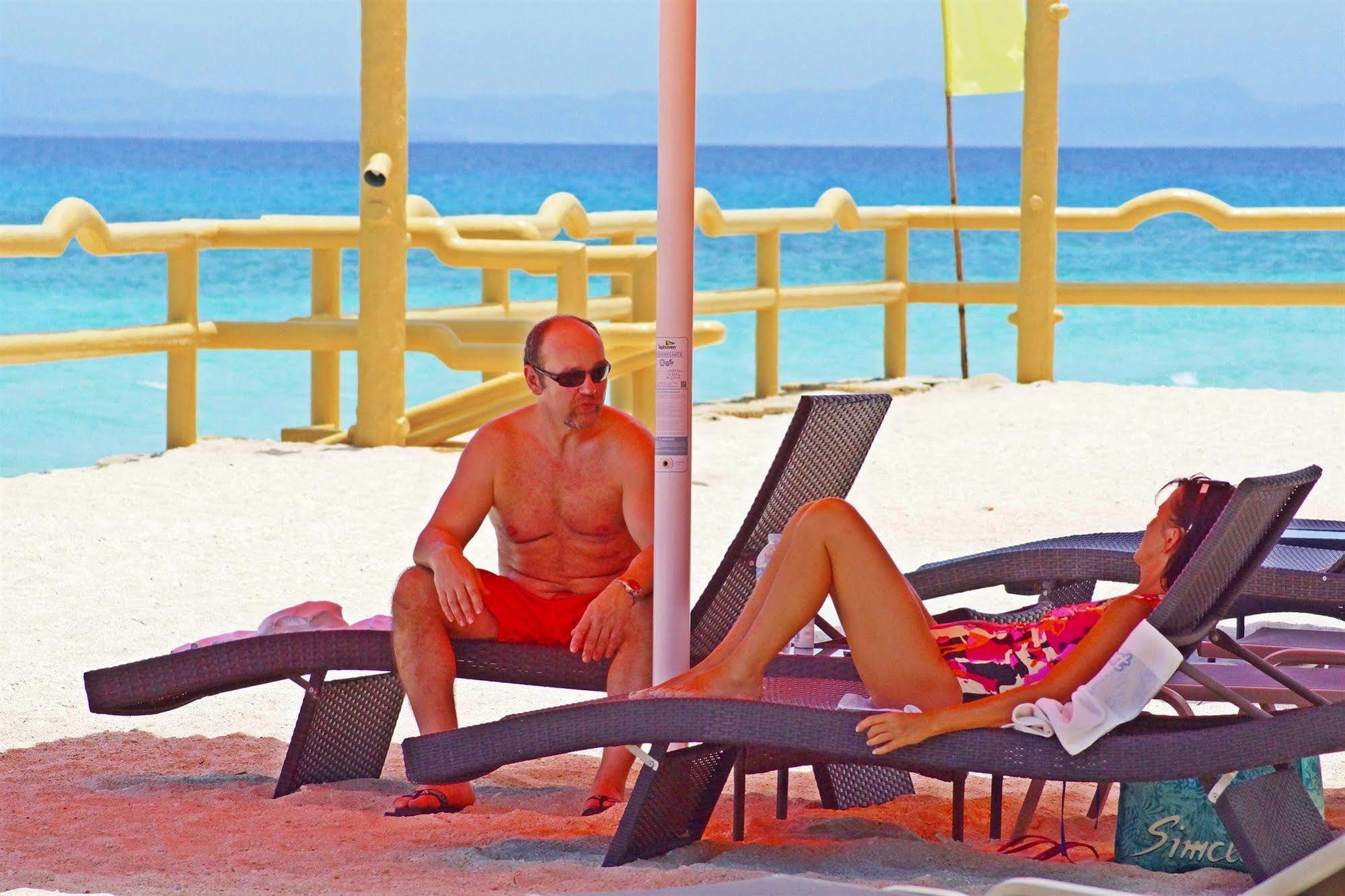Marlins Beach Resort Santa Fe  Eksteriør billede